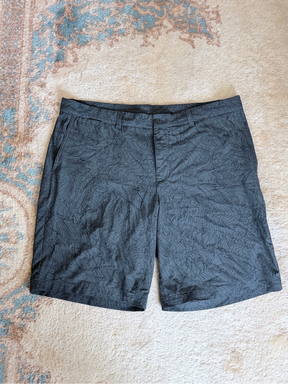 Nike dri-fit printed golf shorts Sz 38